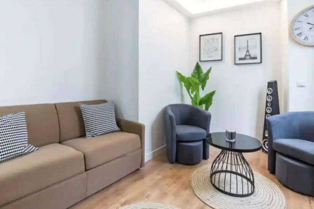 Roses Appartement Proche Sacree-Coeur/Montmarte Parigi Esterno foto